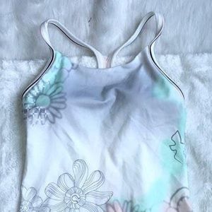 Lululemon top